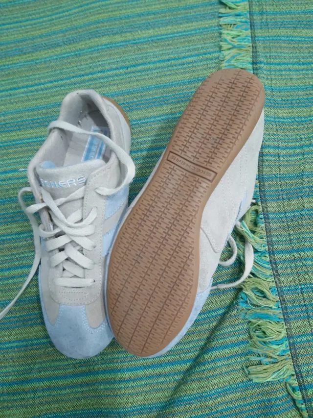 Zapatillas Skechers Beige y Azul