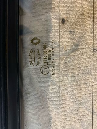 Luna trasera Renault 4 TL