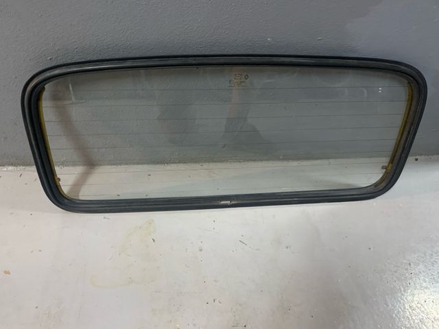 Luna trasera Renault 4 TL