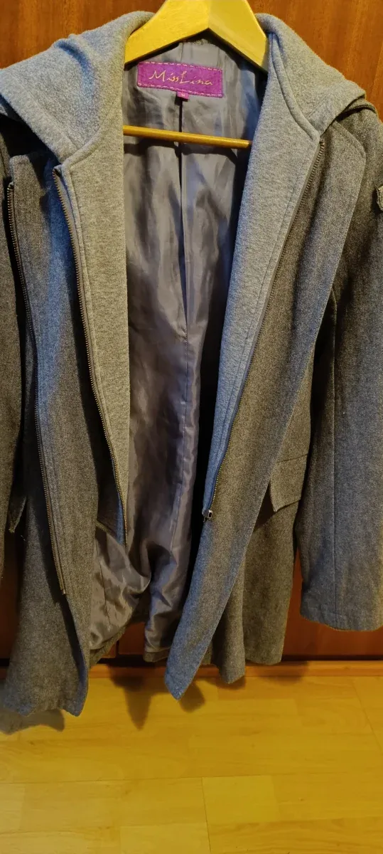 Abrigo gris Miss Lana con capucha