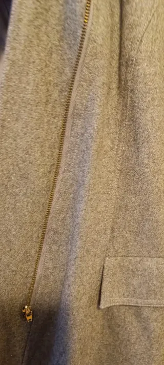 Abrigo gris Miss Lana con capucha