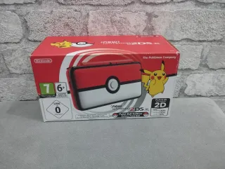 Nintendo 2DS XL Poké Ball Edition