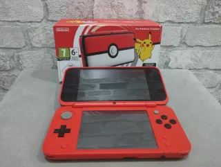 Nintendo 2DS XL Poké Ball Edition