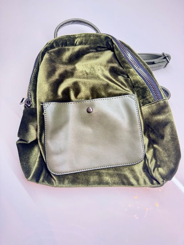 Set invierno verde oliva