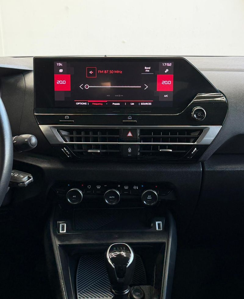 Citroën C4 2022, foto 15