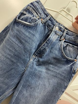 Pantalón vaquero ancho azul