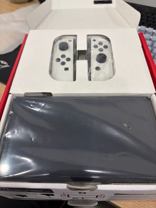 Nintendo Switch OLED Blanca + Accesorios