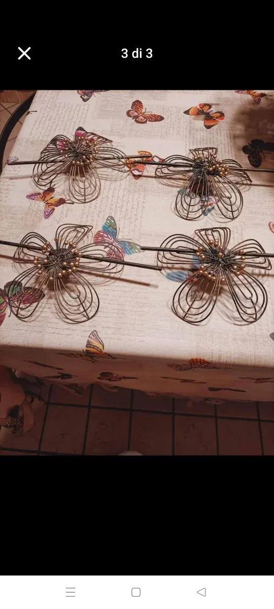 Fiori decorativi ermatende in filo metallico