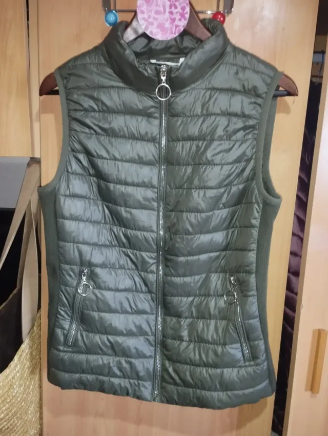 Chaleco ligero verde oliva M/L