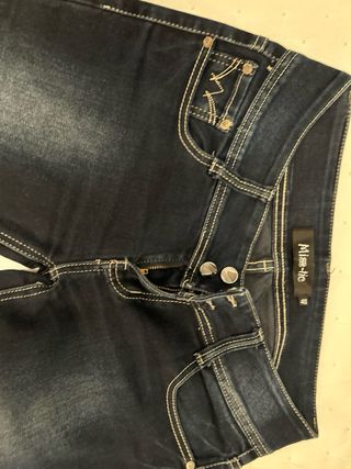 Pantalón vaquero azul Misatic recto, impecable