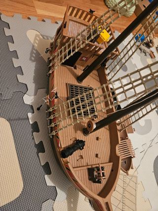 EL AUTÉNTICO BARCO PIRATA OCHENTERO DE PLAYMOBIL!!