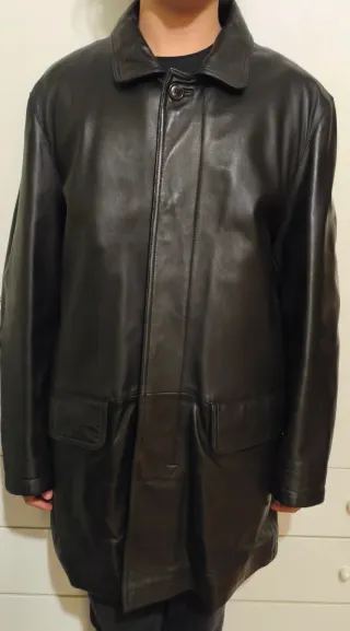 Giaccone in pelle con collo pelliccia