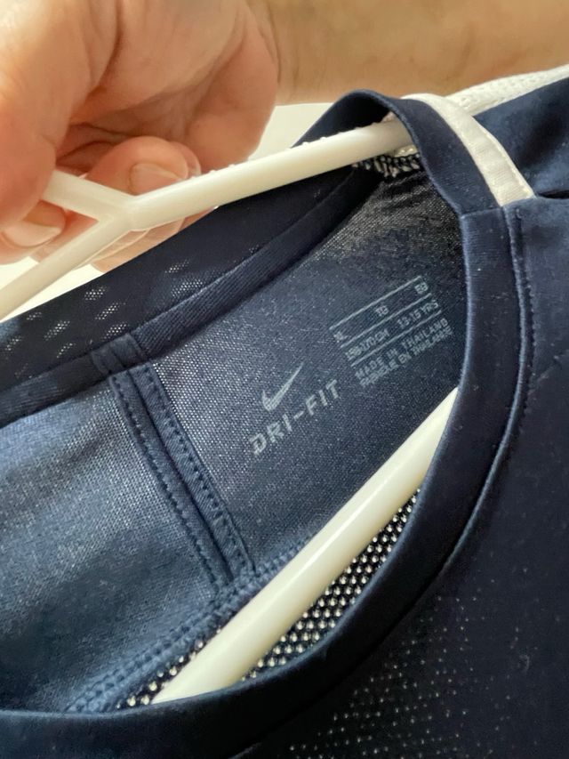 Camiseta deportiva Nike azul