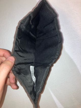 Cartera Adidas Negra y Blanca Rayas