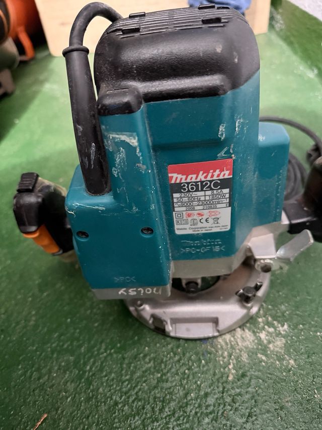 Fresadora Makita 3612C 1850W