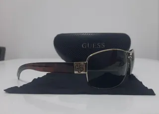 Gafas de sol Guess.