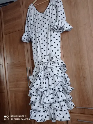 Traje Flamenca Lunares Blanco y Negro Talla 44