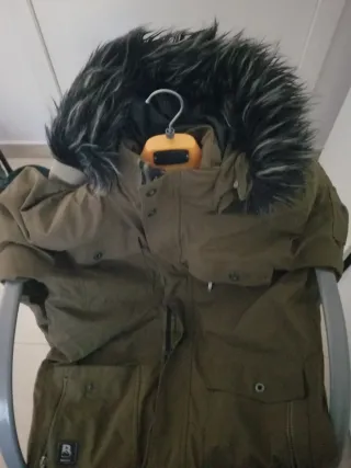 Chaquetón de invierno verde
