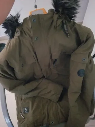 Chaquetón de invierno verde