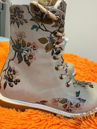 Botas Goby Piel Talla 35 Flores Beige/Rosa