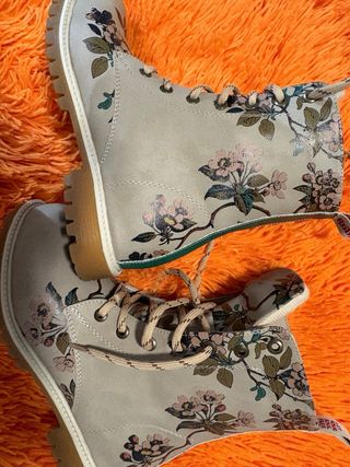 Botas Goby Piel Talla 35 Flores Beige/Rosa