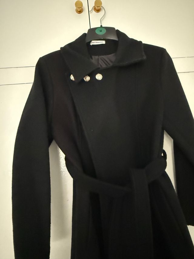 Abrigo negro talla M L