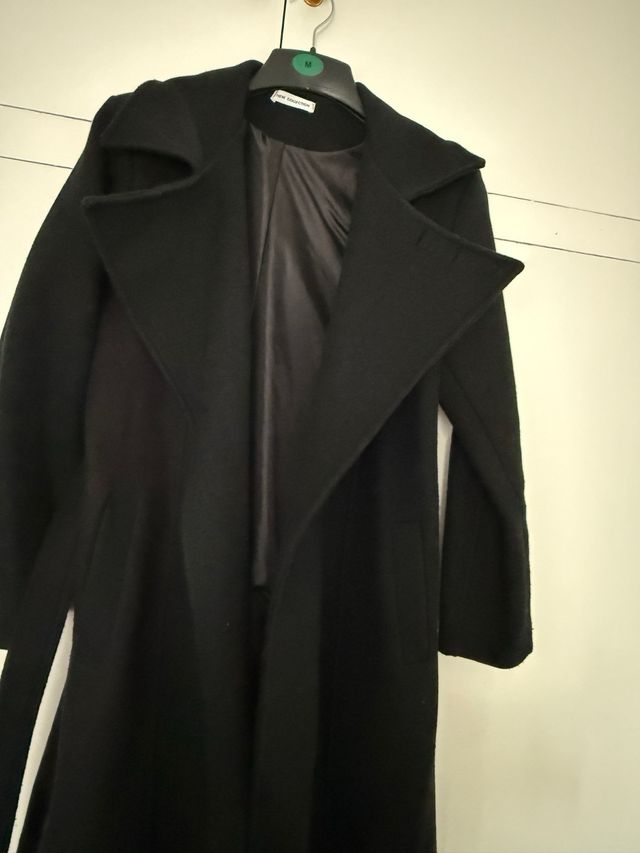 Abrigo negro talla M L