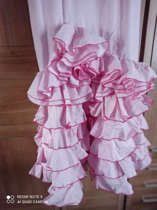 Traje de flamenca rosa volantes talla 44