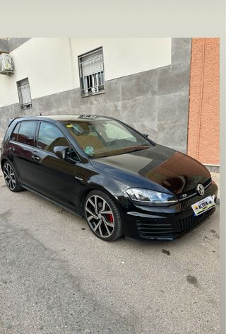 Volkswagen Golf 2014
