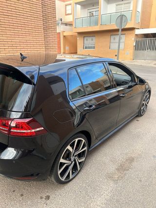 Volkswagen Golf 2014
