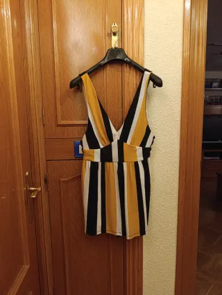 Mono Bershka Talla S Rayas