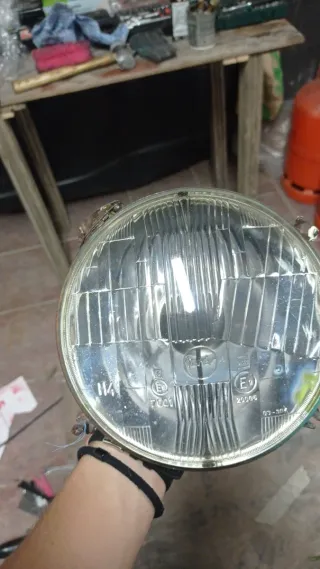 Faro Seat 124 completo