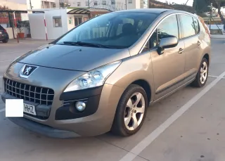 Peugeot 3008 2013