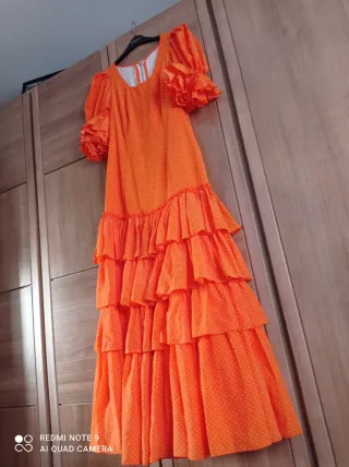 Traje de flamenca naranja lunares