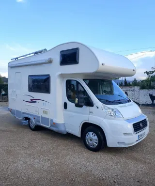 Autocaravana, capuchina