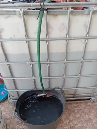 Bidones 1000L Agua a. 70 euros por unidad