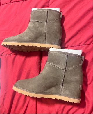 Botas UGG Classic Gris
