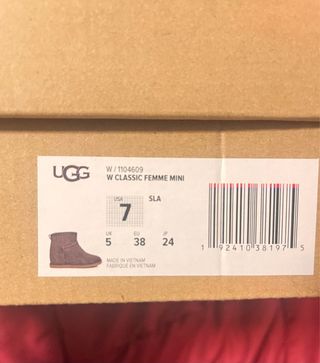 Botas UGG Classic Gris