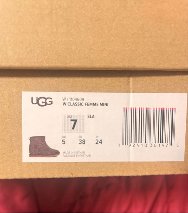 Botas UGG Classic Gris