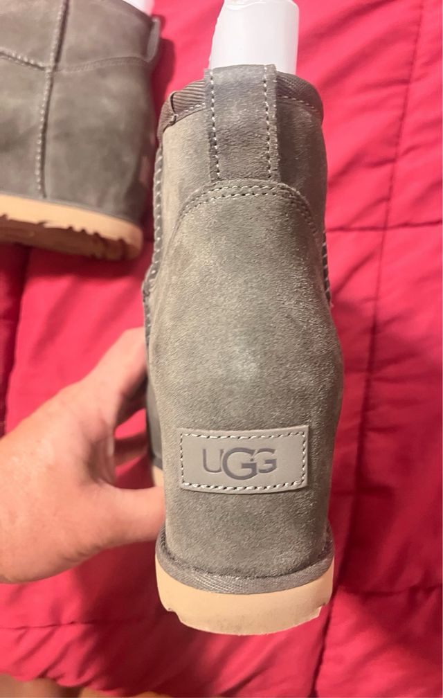 Botas UGG Classic Gris