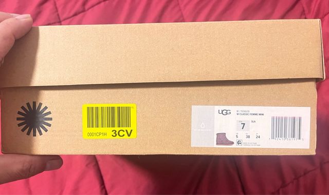 Botas UGG Classic Gris