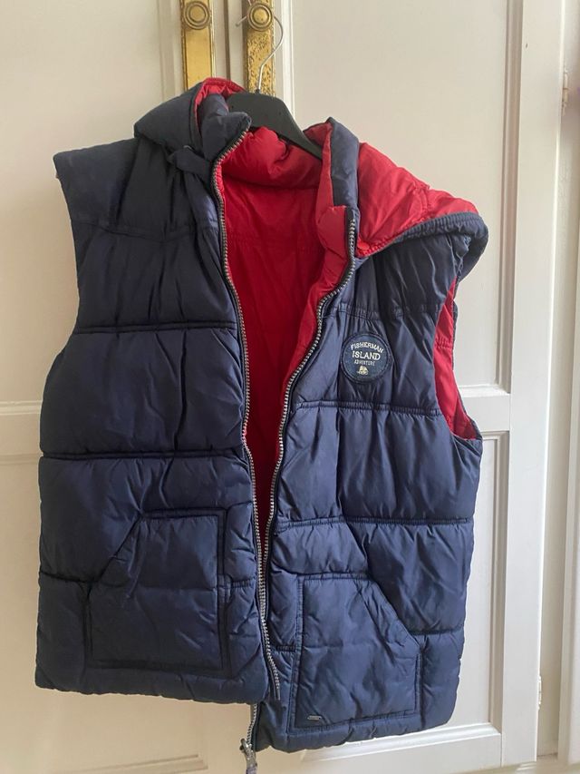 Chaquetón acolchado reversible azul y rojo