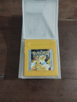Juego Game Boy Pokémon Amarillo