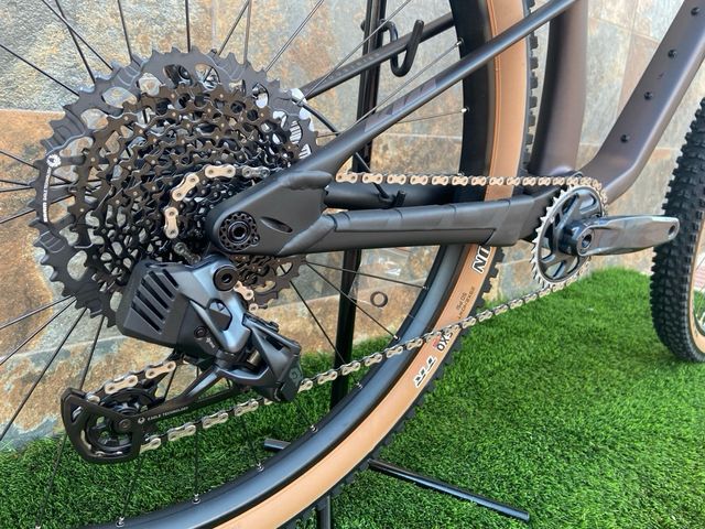 KTM SCARP MT ELITE AXS