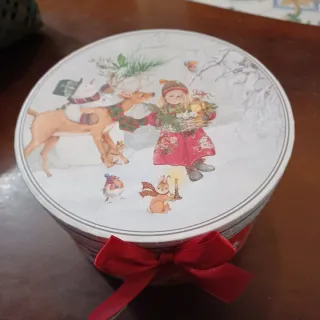 Tazza e piattino natalizi