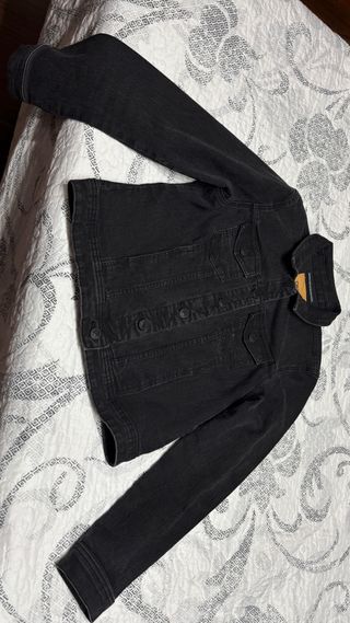 Cazadora vaquera ONLY negra Talla L