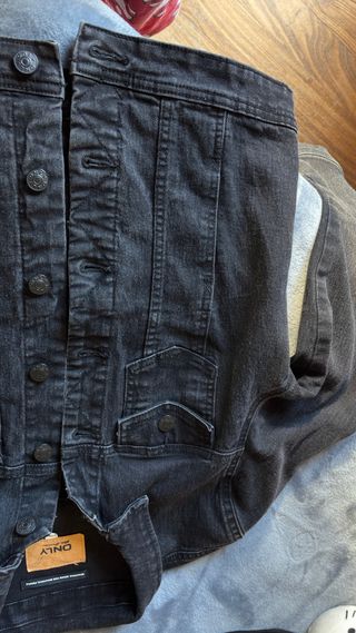 Cazadora vaquera ONLY negra Talla L