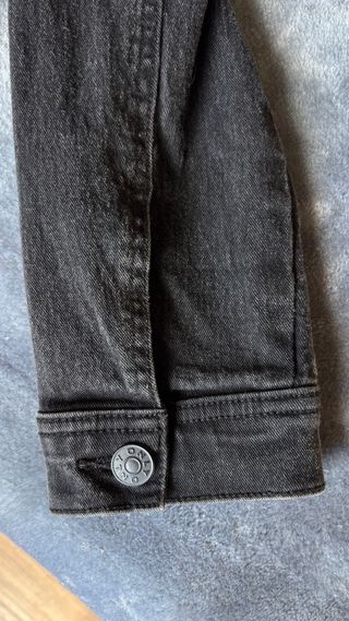 Cazadora vaquera ONLY negra Talla L