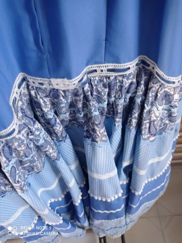 Traje Flamenca Talla 44 Azul y Blanco