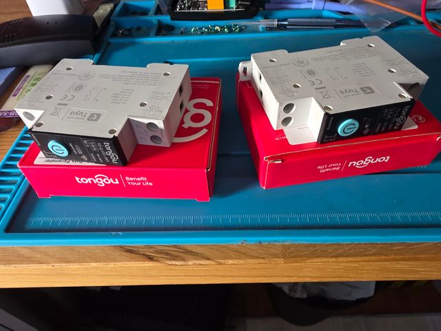 Disjuntor Inteligente Tuya Wifi com Medição